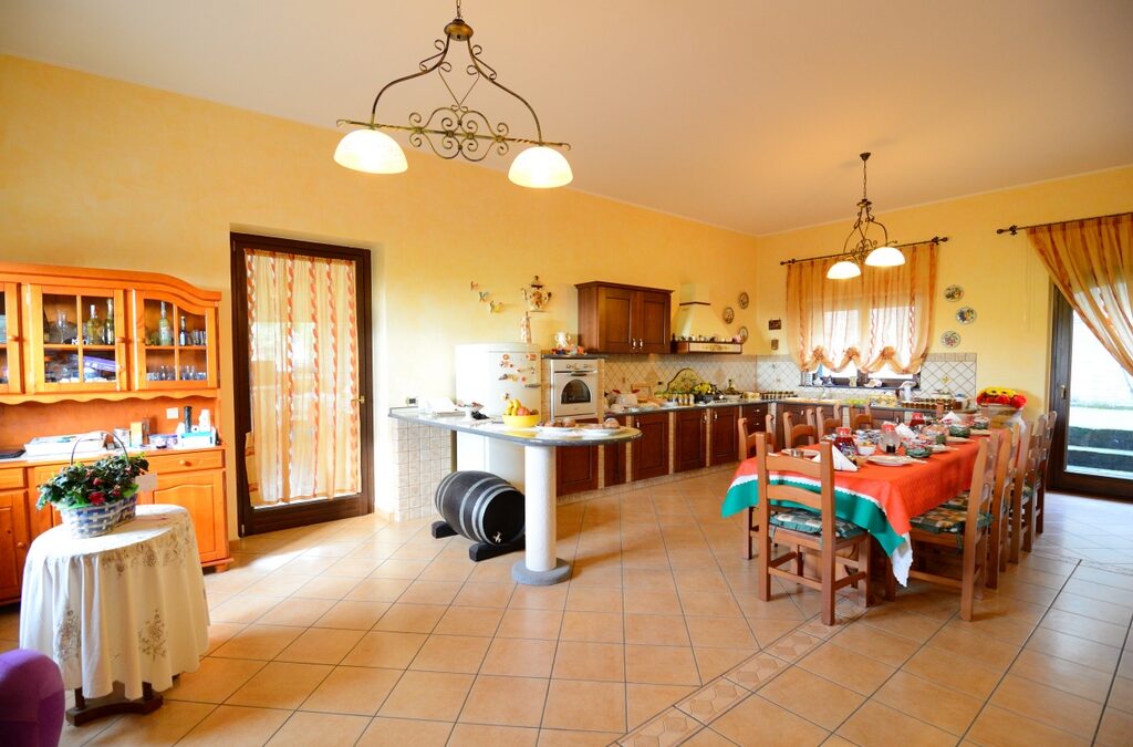 bed-breakfast-etna-dimora-dell-etna-milo-sala-colazione
